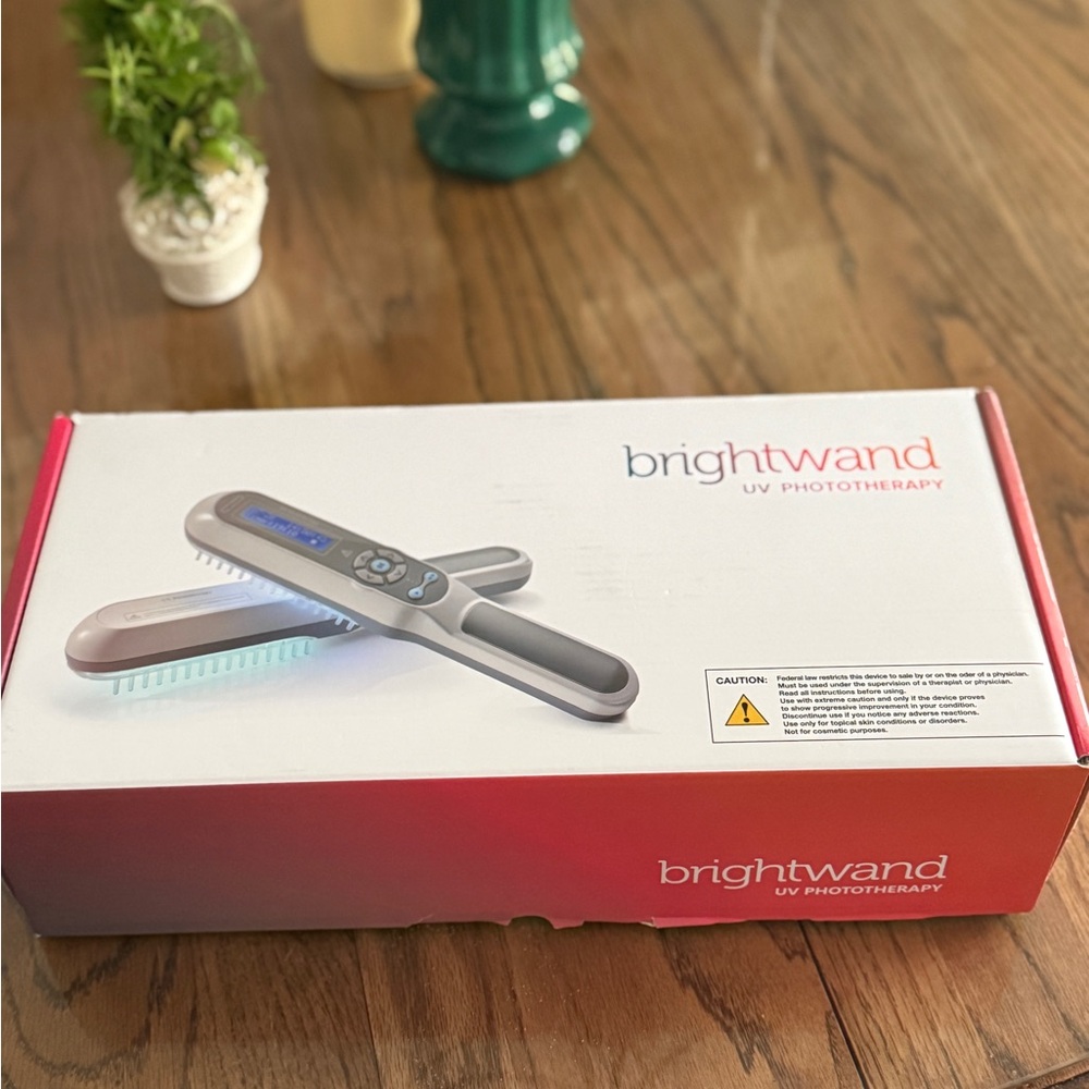 Bright wand medical UV Phototherapy . New in box. Device - Gray